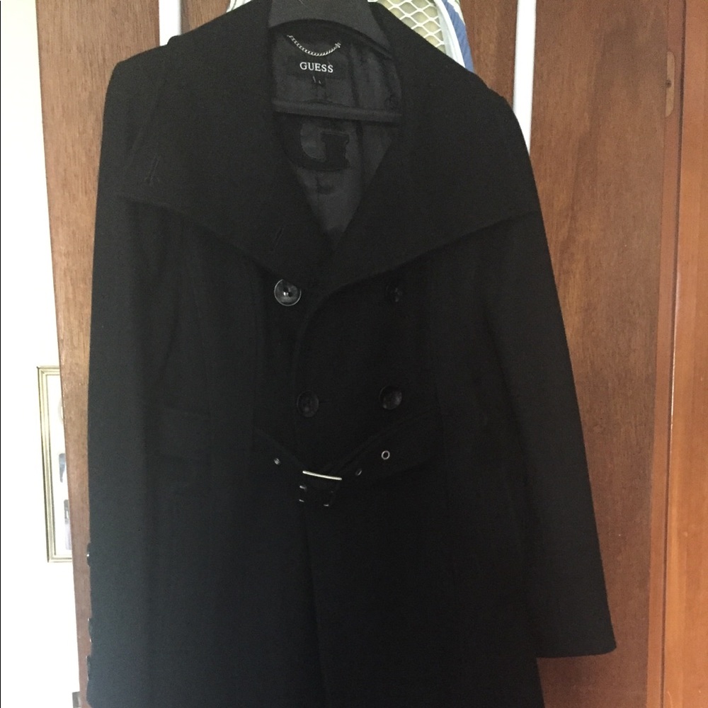 Beautiful “Guess” dress coat!